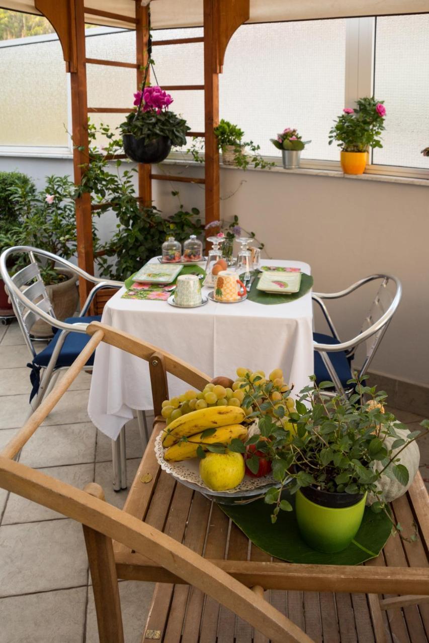 B&B Iulia Augusta Албенга Екстериор снимка